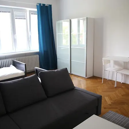 俄斯特拉发公寓式酒店 * 俄斯特拉发